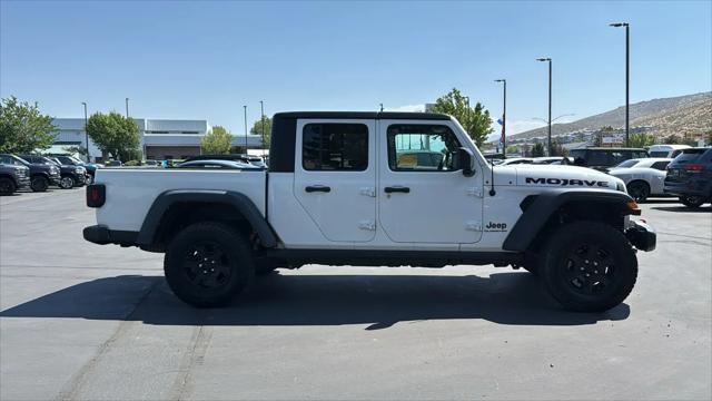2022 Jeep Gladiator Sport