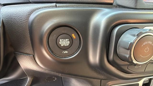 2022 Jeep Gladiator Sport