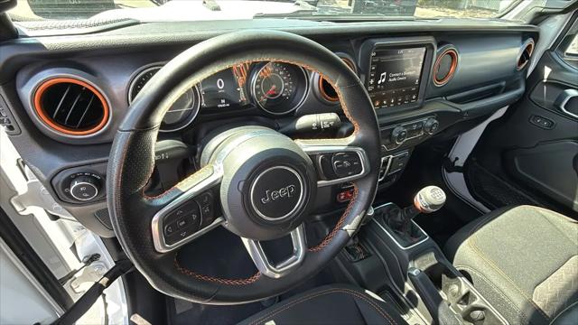 2022 Jeep Gladiator Sport