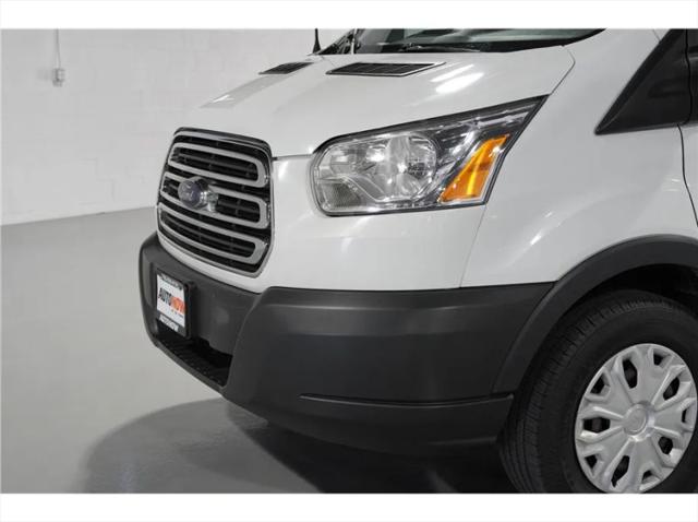 2017 Ford Transit XLT