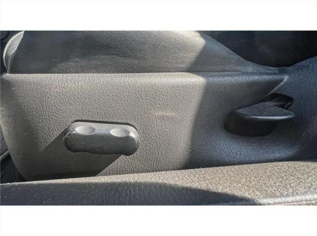 2002 Ford Thunderbird Base