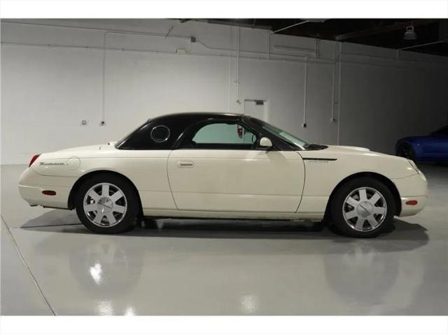 2002 Ford Thunderbird Base