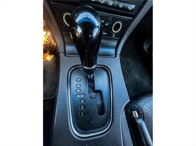 2002 Ford Thunderbird Base