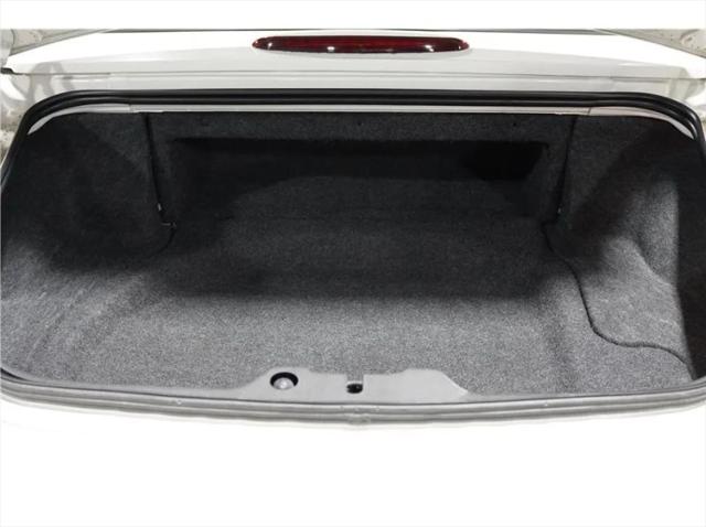 2002 Ford Thunderbird Base