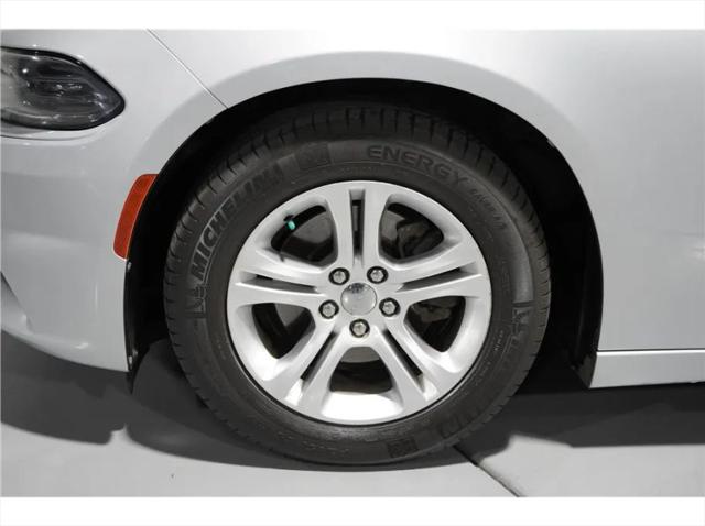 2020 Dodge Charger SXT RWD