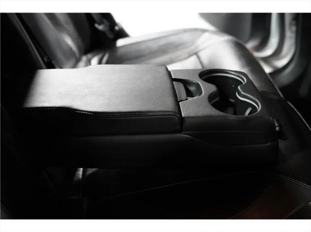 2020 Dodge Charger SXT RWD