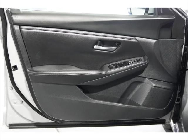 2023 Nissan Sentra SV Xtronic CVT