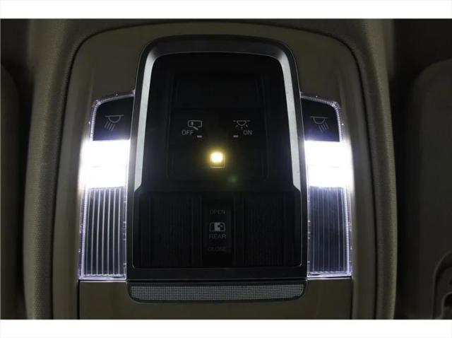 2019 Ram 1500 Laramie Crew Cab 4x2 5'7" Box