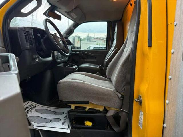 2019 GMC Savana Cutaway Work Van
