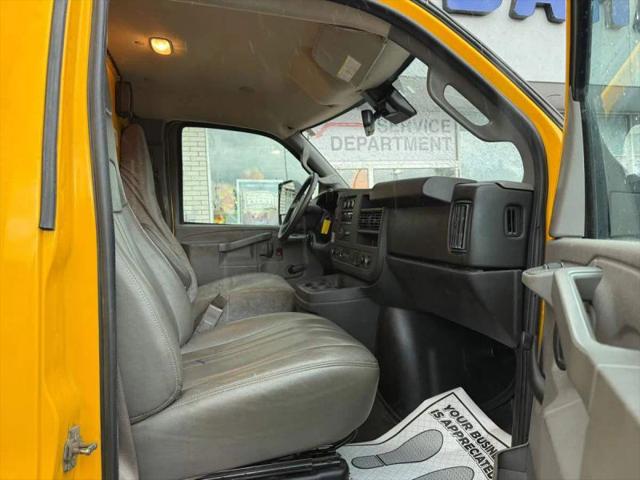 2019 GMC Savana Cutaway Work Van