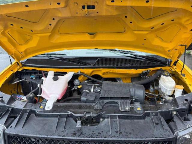 2019 GMC Savana Cutaway Work Van