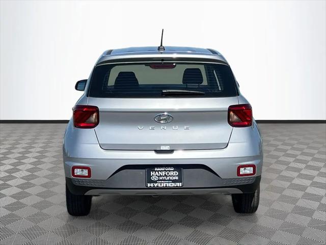 2025 Hyundai Venue SE