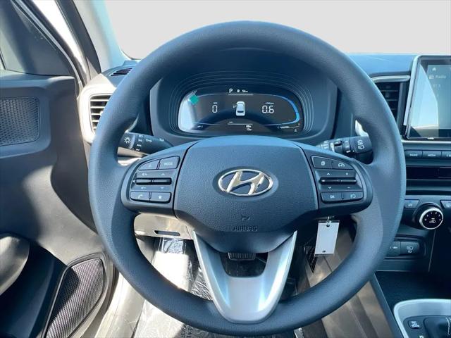 2025 Hyundai Venue SE