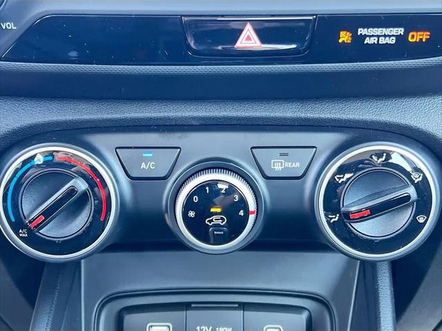 2025 Hyundai Venue SE