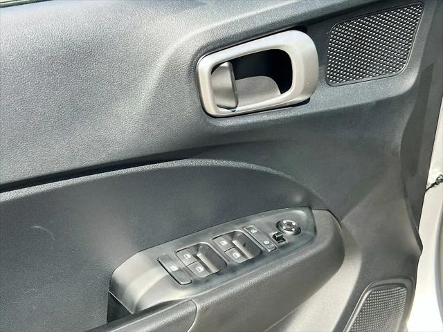 2025 Hyundai Venue SE