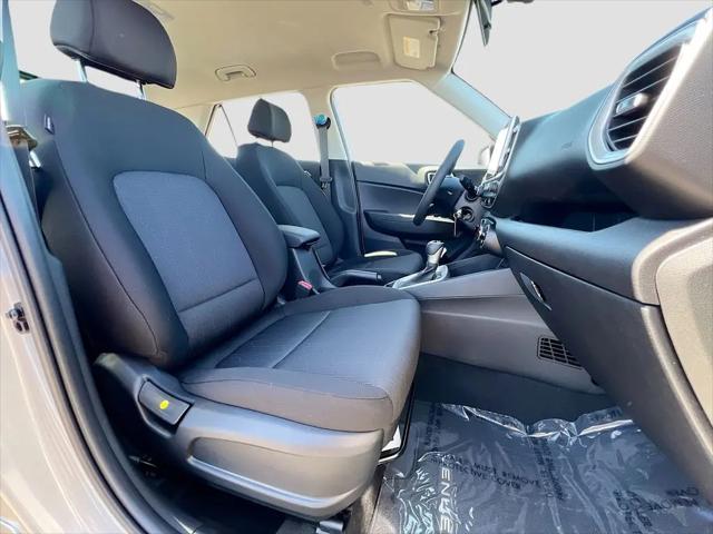 2025 Hyundai Venue SE