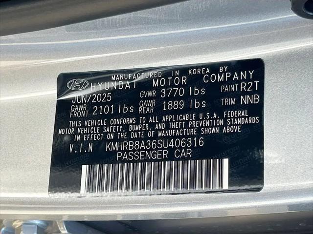 2025 Hyundai Venue SE