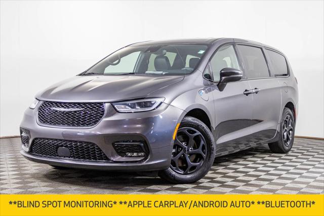 2022 Chrysler Pacifica Hybrid Touring L