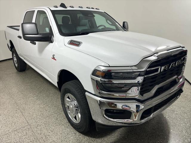 2025 RAM Ram 2500 RAM 2500 TRADESMAN CREW CAB 4X4 64 BOX