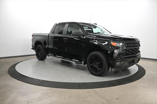 2024 Chevrolet Silverado 1500 4WD Crew Cab Short Bed Custom