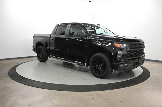 2024 Chevrolet Silverado 1500 4WD Crew Cab Short Bed Custom
