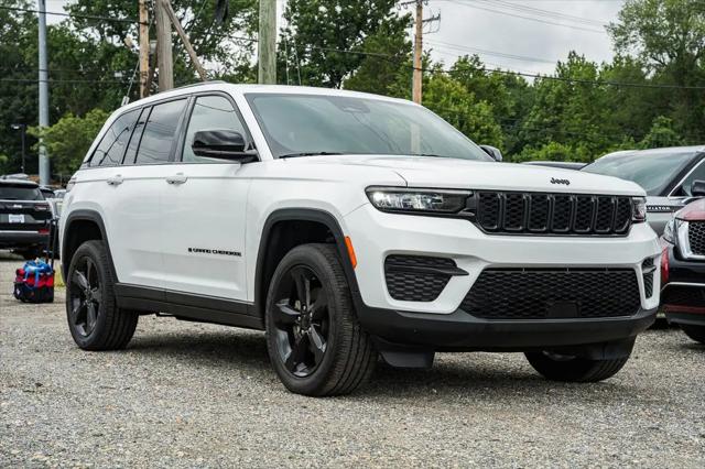 2023 Jeep Grand Cherokee Altitude 4x4