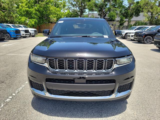2025 Jeep Grand Cherokee GRAND CHEROKEE L LAREDO X 4X4