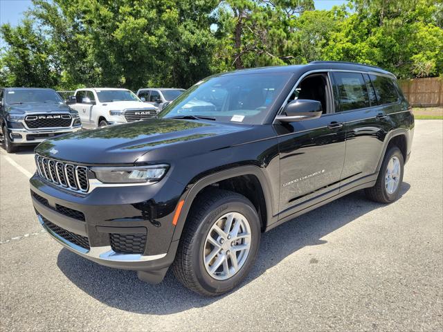 2025 Jeep Grand Cherokee GRAND CHEROKEE L LAREDO X 4X4