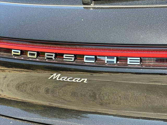 2025 Porsche Macan AWD