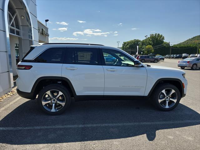 2025 Jeep Grand Cherokee GRAND CHEROKEE LIMITED 4X4 2025 Jeep Grand Cherokee GRAND CHEROKEE LIMITED 4X4