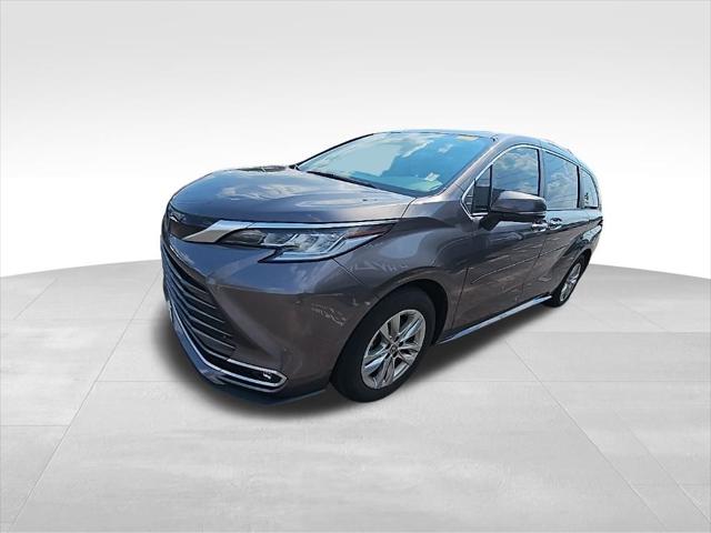 2022 Toyota Sienna Limited