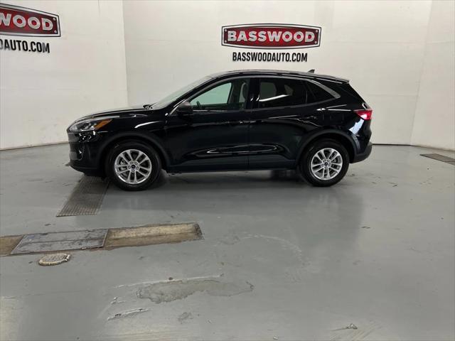 2022 Ford Escape SE Hybrid