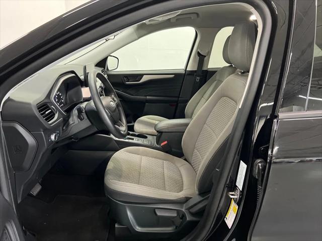 2022 Ford Escape SE Hybrid