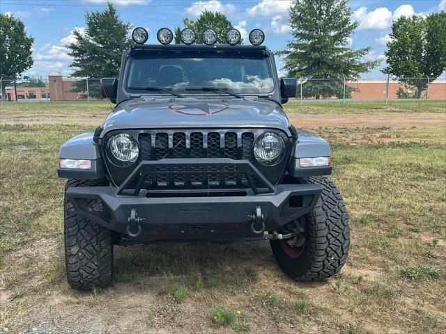 2021 Jeep Gladiator Willys 4x4