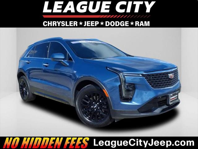 2024 Cadillac XT4 FWD Premium Luxury