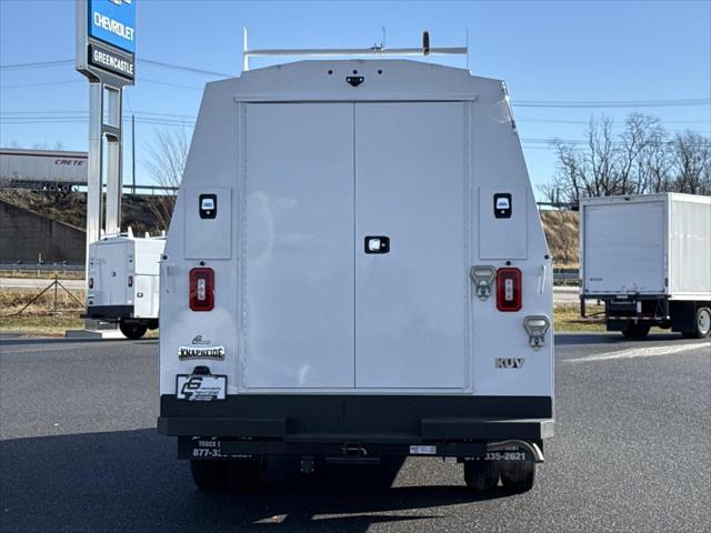 2025 Chevrolet Express Cutaway Work Van
