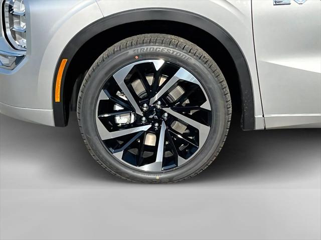 2025 Mitsubishi Outlander PHEV SEL S-AWC