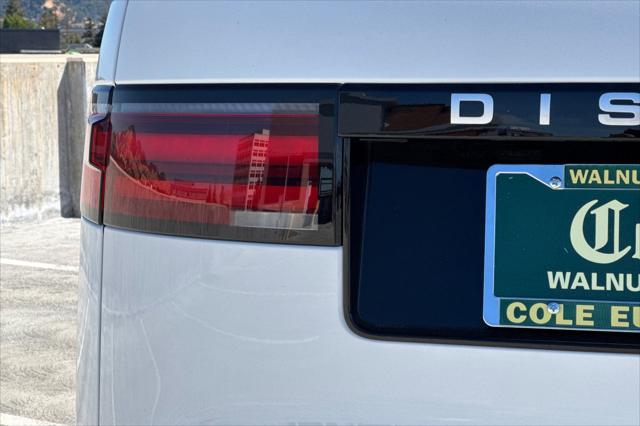 2025 Land Rover Discovery P300 S