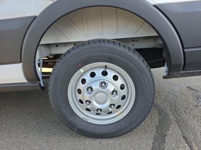 2025 Ford Transit Cargo Van T-250 148" Med Rf 9070 GVWR AWD