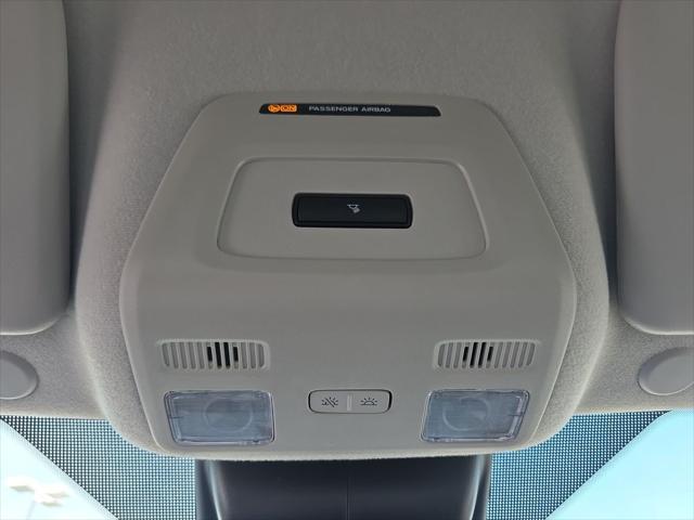 2025 Ford Transit Cargo Van T-250 148" Med Rf 9070 GVWR AWD