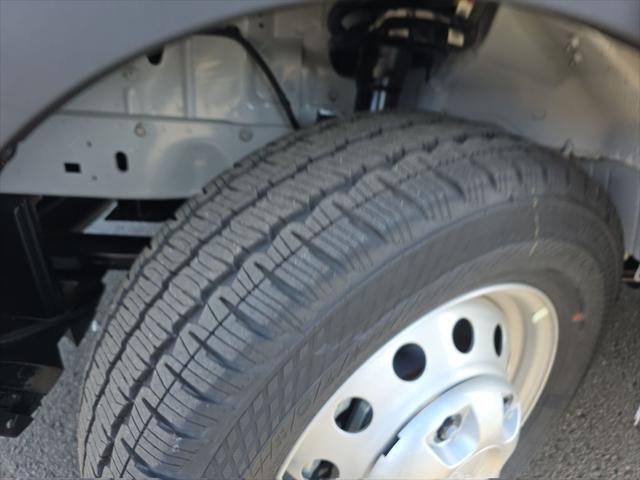 2025 Ford Transit Cargo Van T-250 148" Med Rf 9070 GVWR AWD