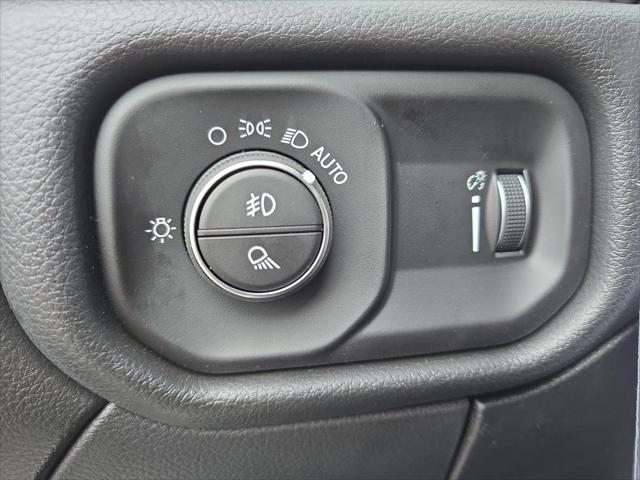 2025 Ram 3500 Tradesman/Big Horn