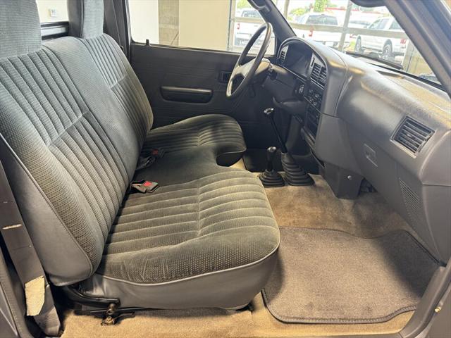 1994 Toyota 4WD Trucks DX