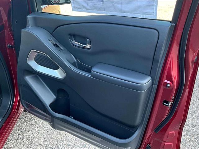 2025 Nissan Frontier King Cab SV 4x4