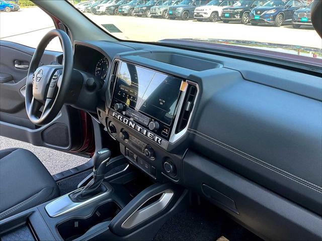 2025 Nissan Frontier King Cab SV 4x4