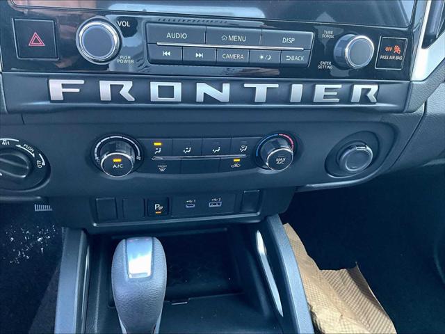 2025 Nissan Frontier King Cab SV 4x4