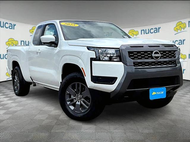 2025 Nissan Frontier King Cab SV 4x4 for sale in Norwood, MA
