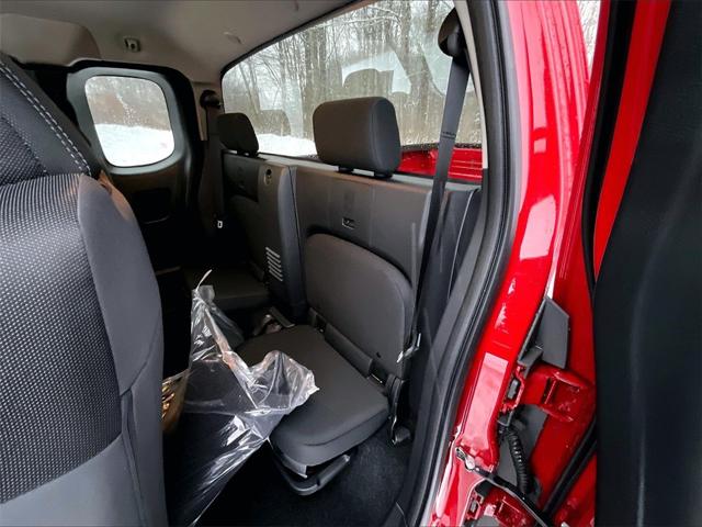 2025 Nissan Frontier King Cab SV 4x4