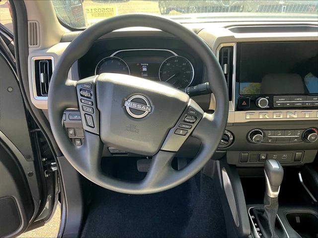 2025 Nissan Frontier King Cab SV 4x4