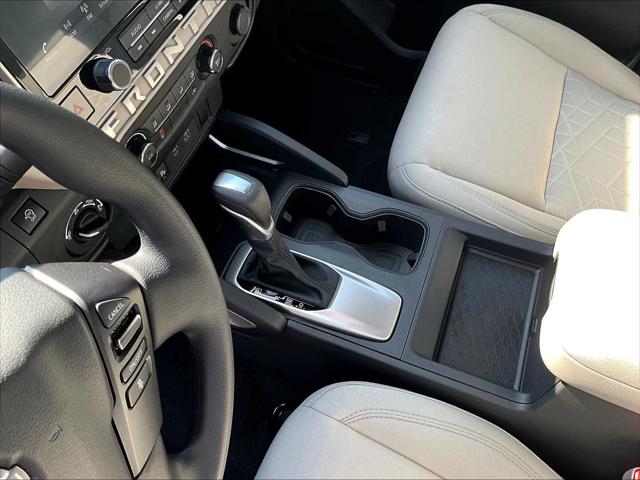 2025 Nissan Frontier King Cab SV 4x4